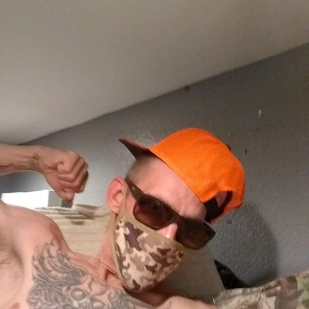 Meet your Posher, Ray